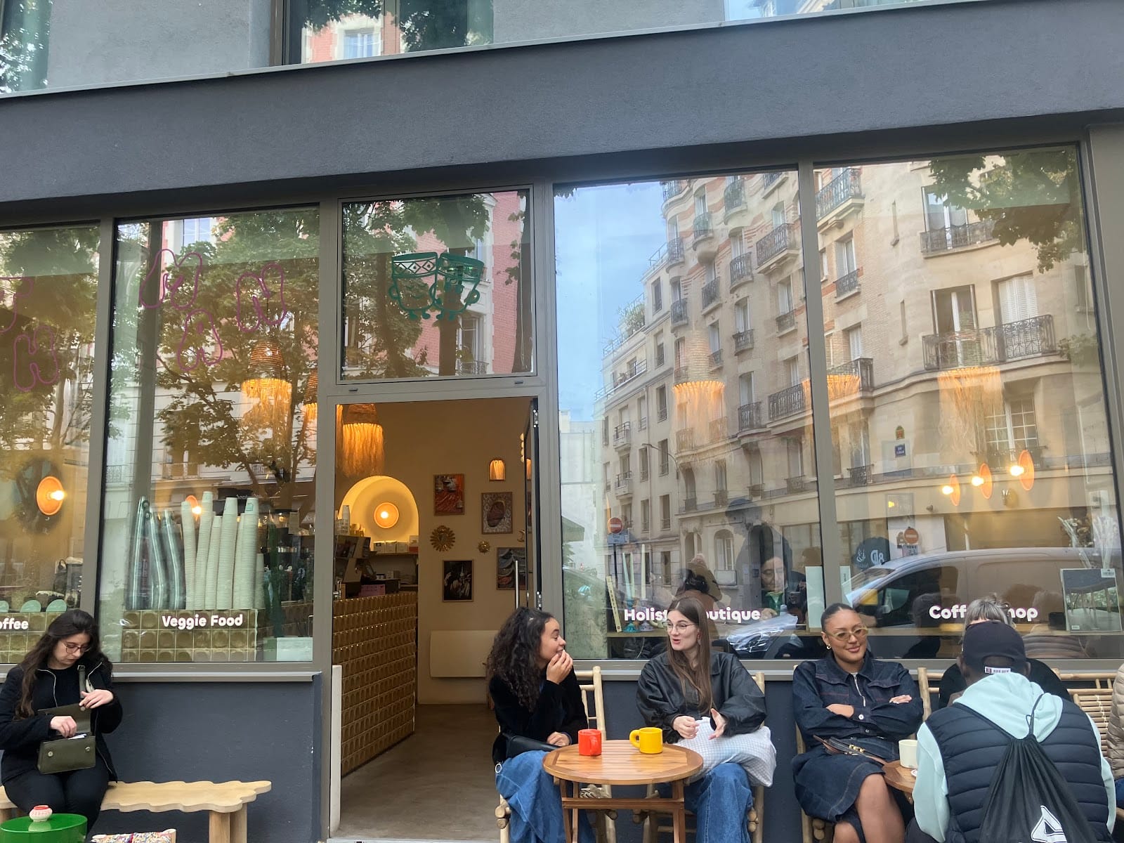 Othman café & Holistic boutique