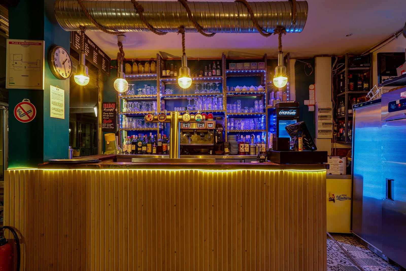 Le Magnolia Café