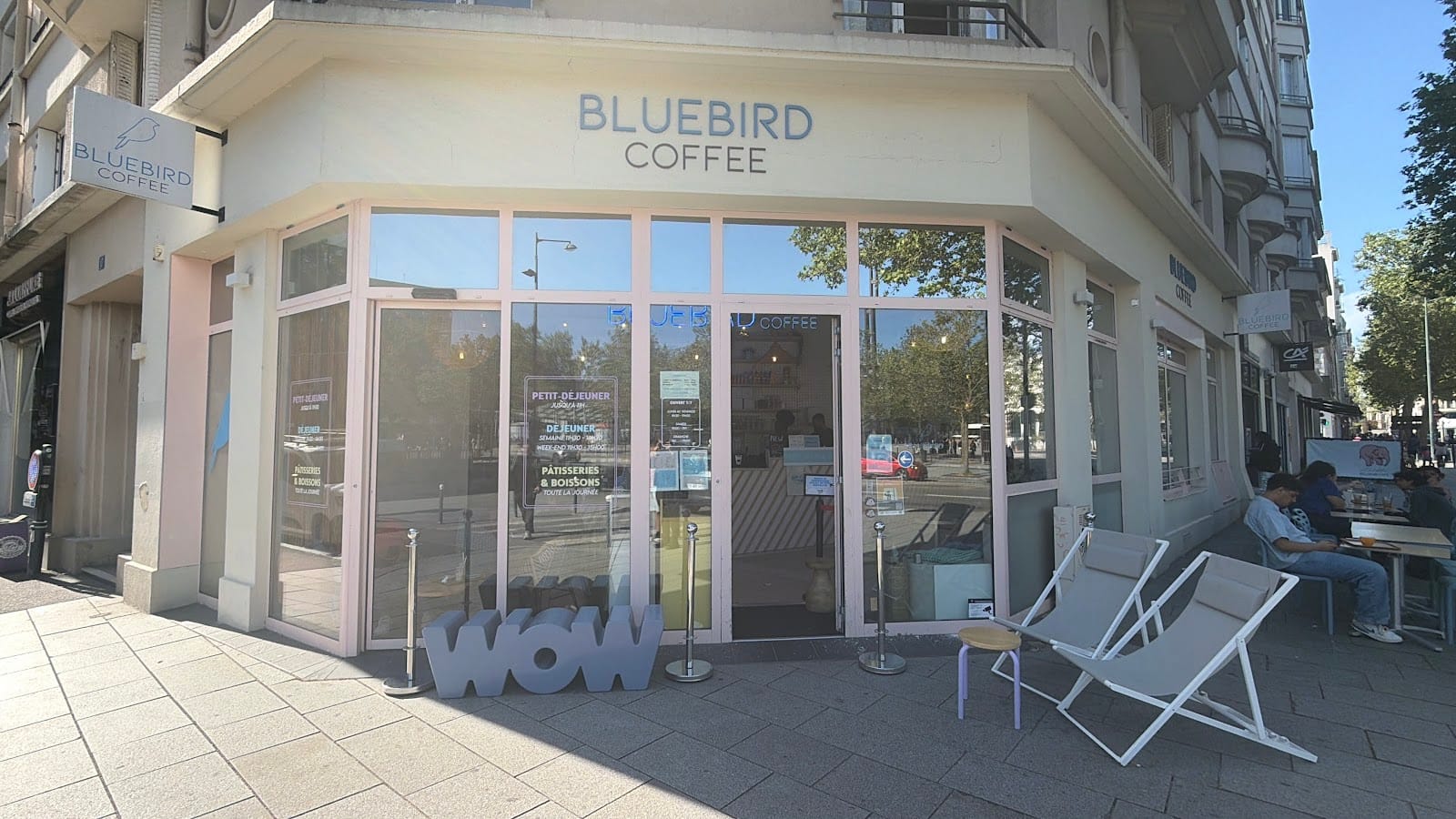 BLUEBIRD . Coffee shop rennais. Good vibes only