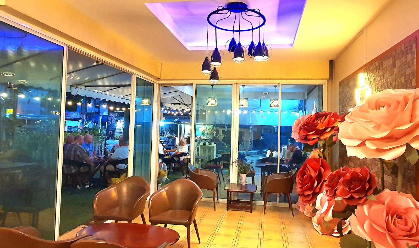 kaan's coffee house Food &Drink