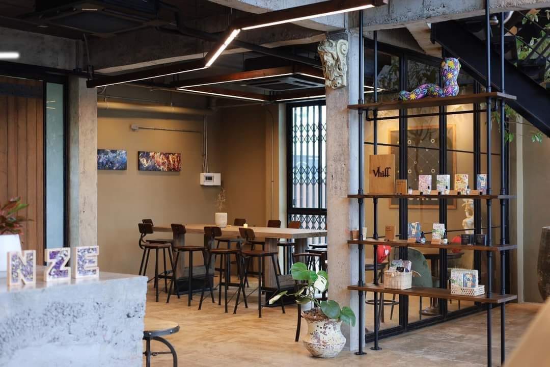 Quinze Cafe & Space