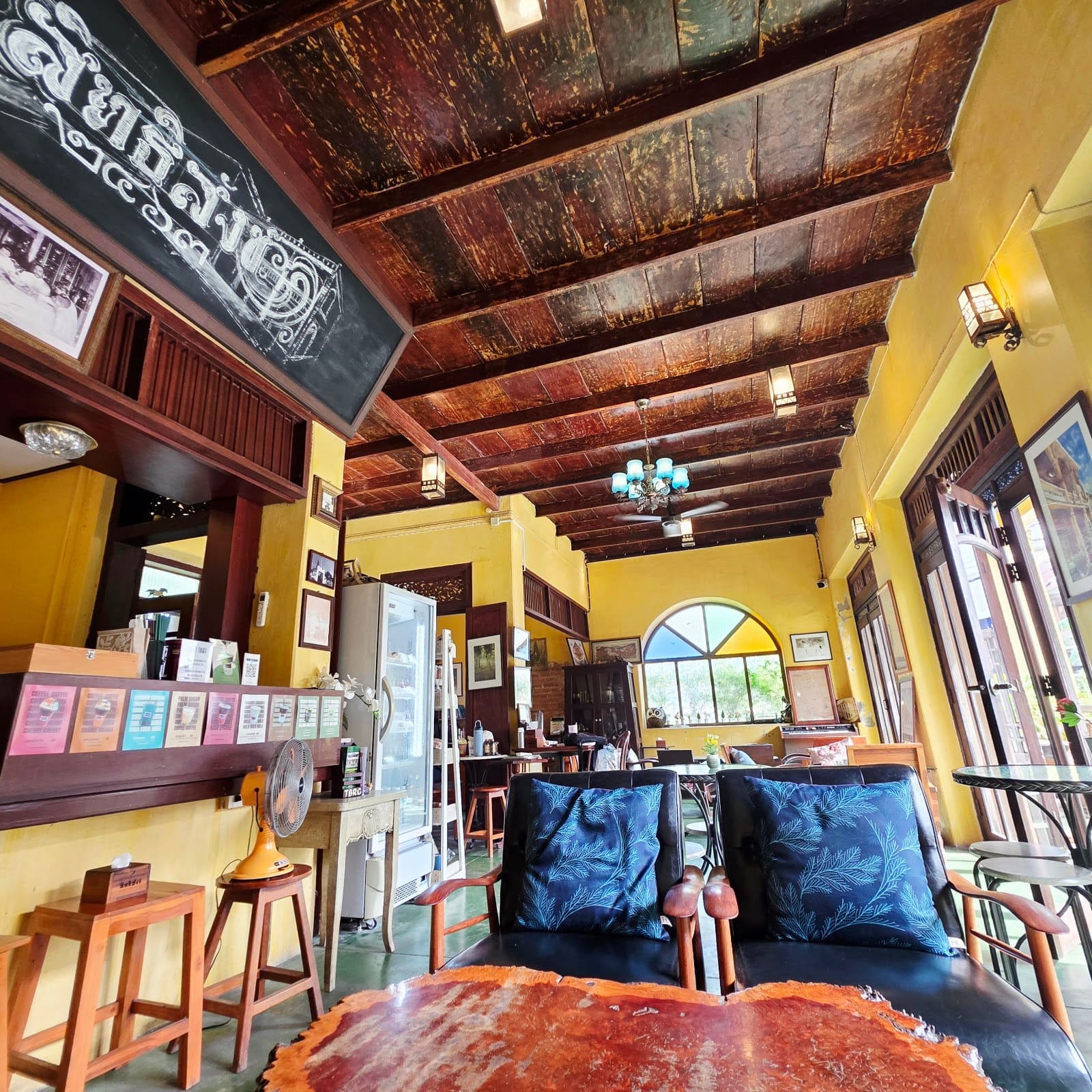 Sittisang Cafe' and Heritage House 1920 (บ้านสิทธิสังข์)