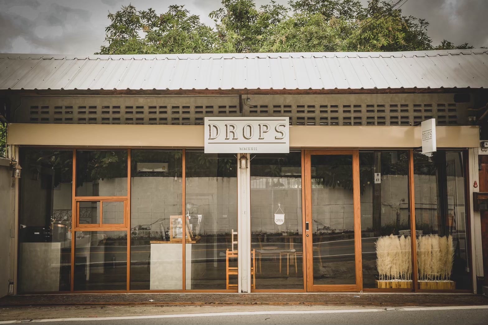 Drops. coffee