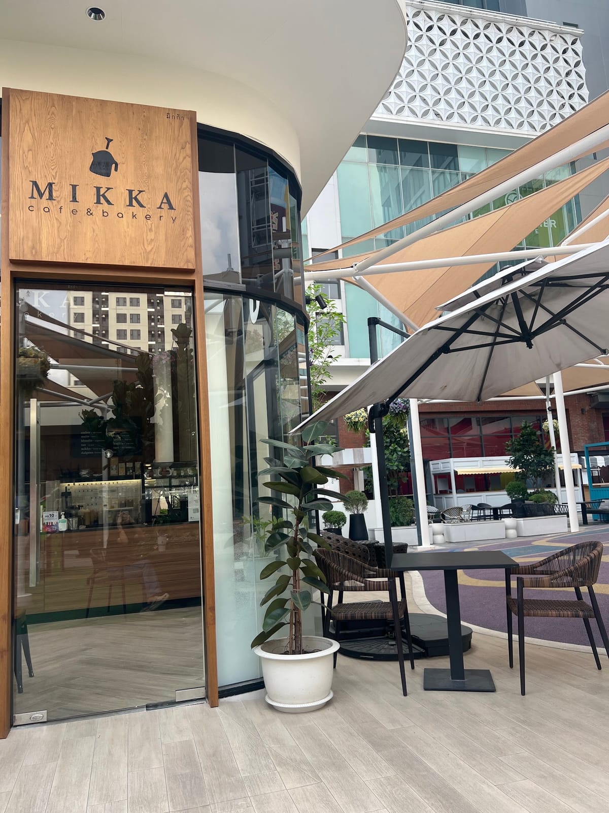 Mikka Cafe Gateway Bang Sue