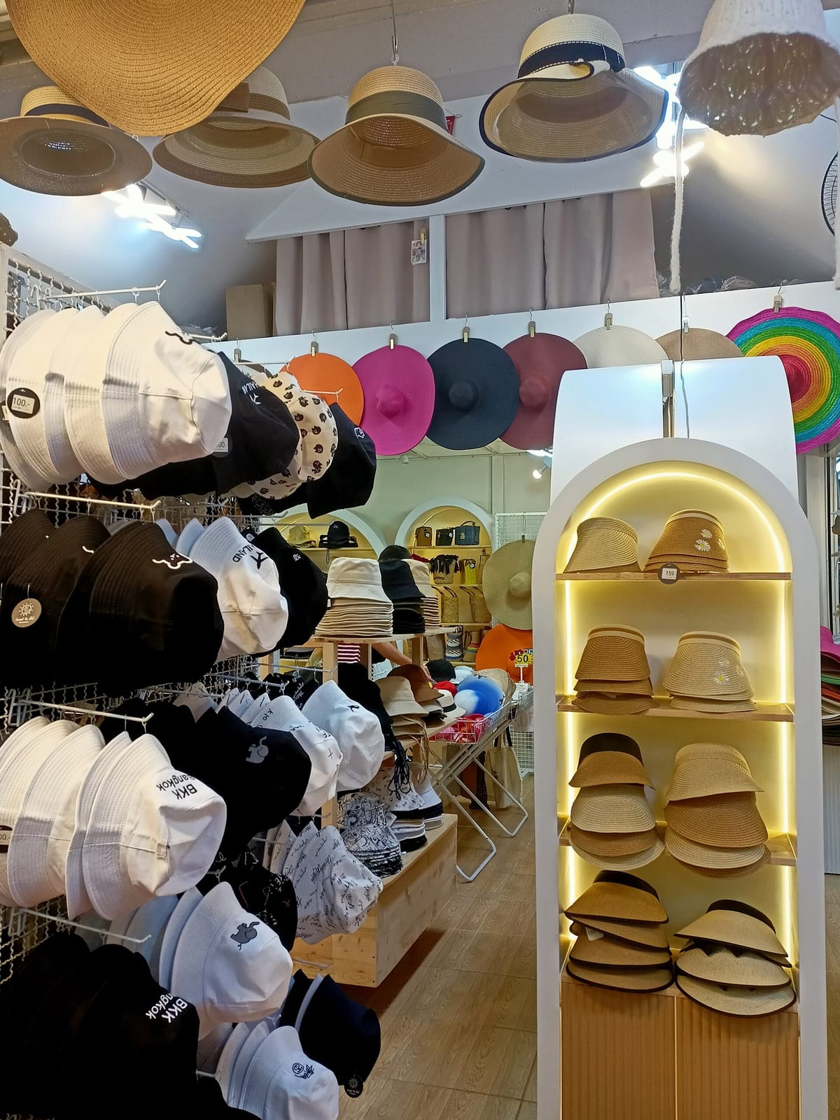 Mom’s FF Cafe & Bakery photo 5