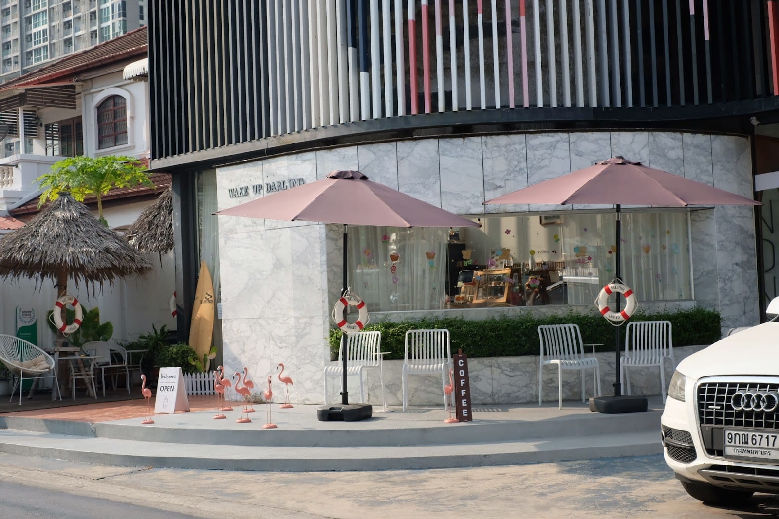 Wake Up Darling - A Coffee Shop Indeed