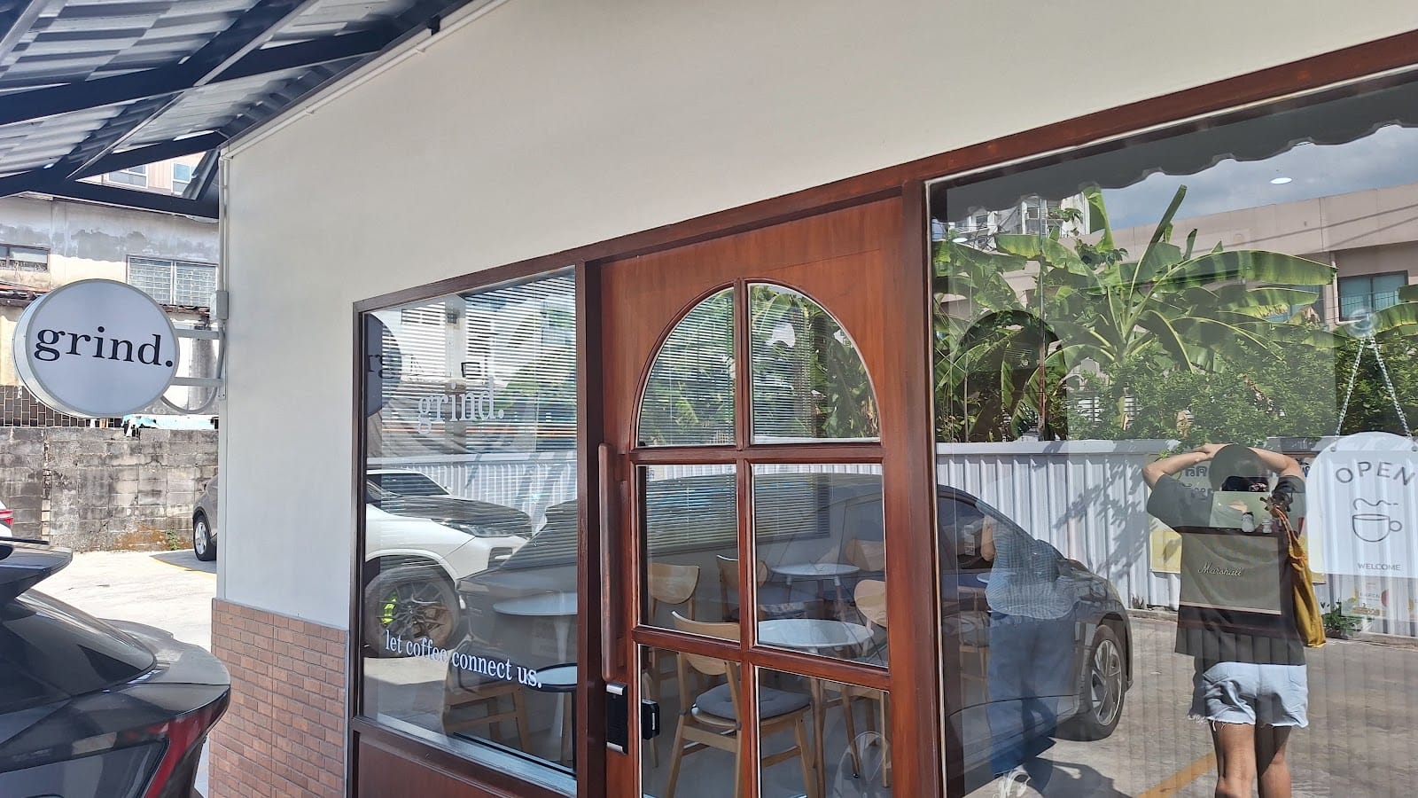 grind coffee co. วิภาวดี-สุทธิสาร