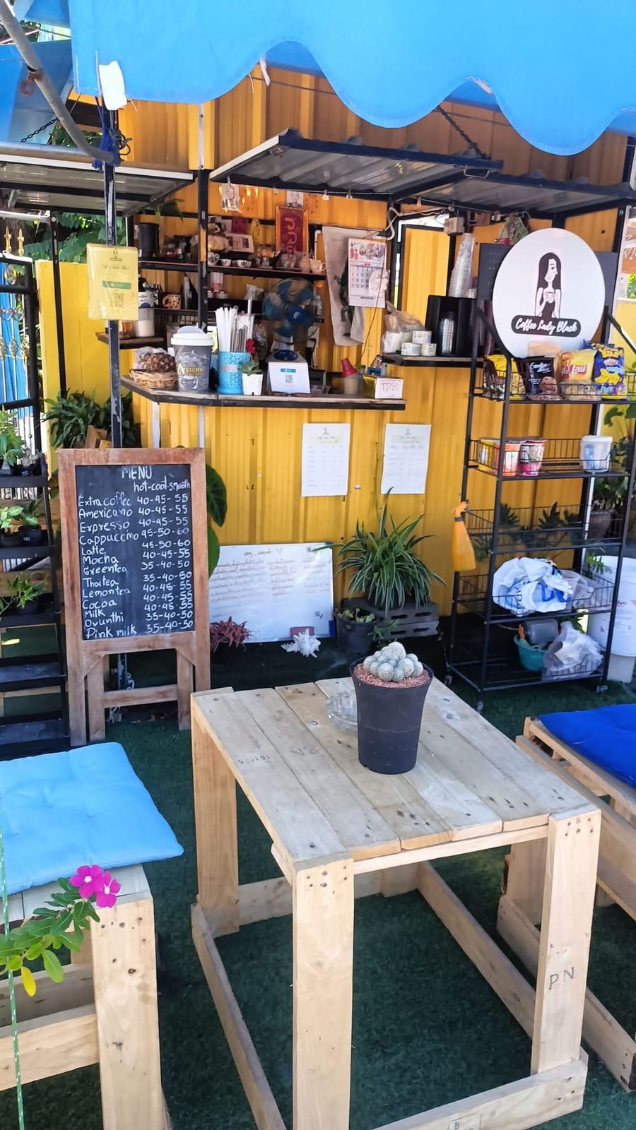 Coffee Lady Black @Hua Hin