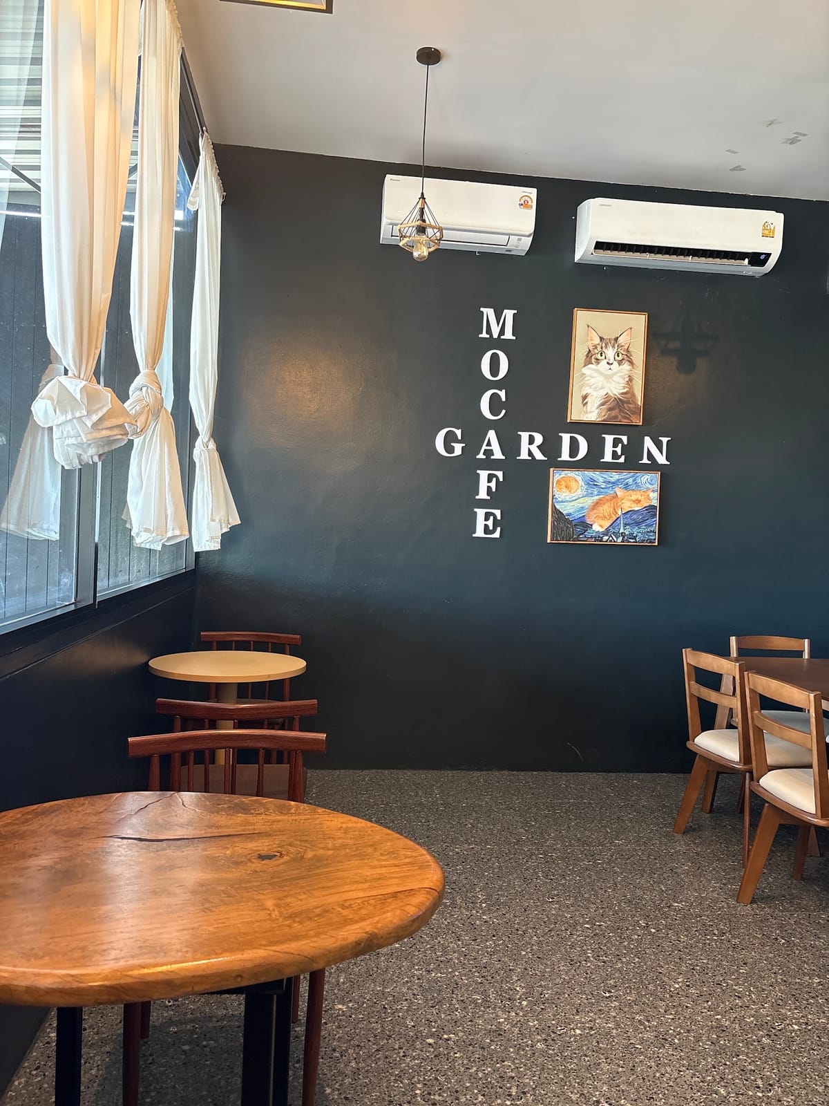Mo Garden & Cafe