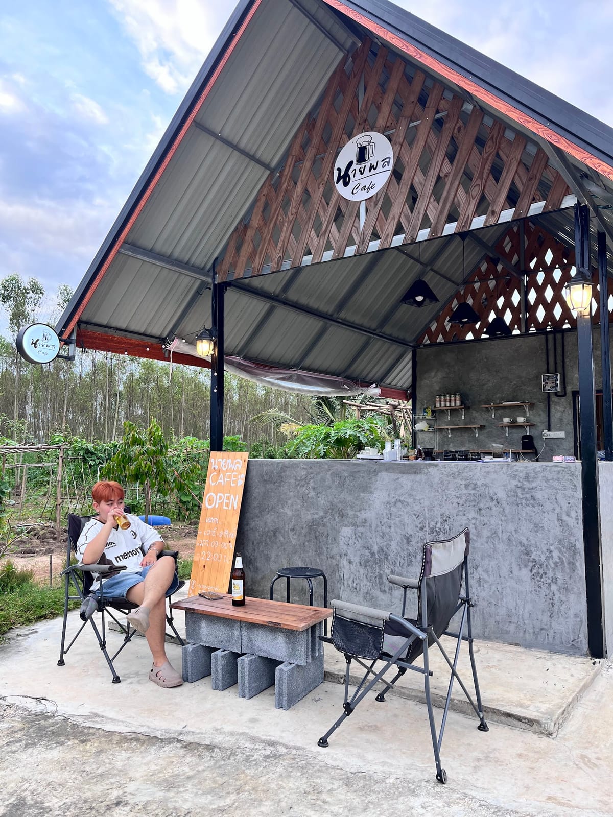 นายพลคาเฟ่ - Cafe & Bar