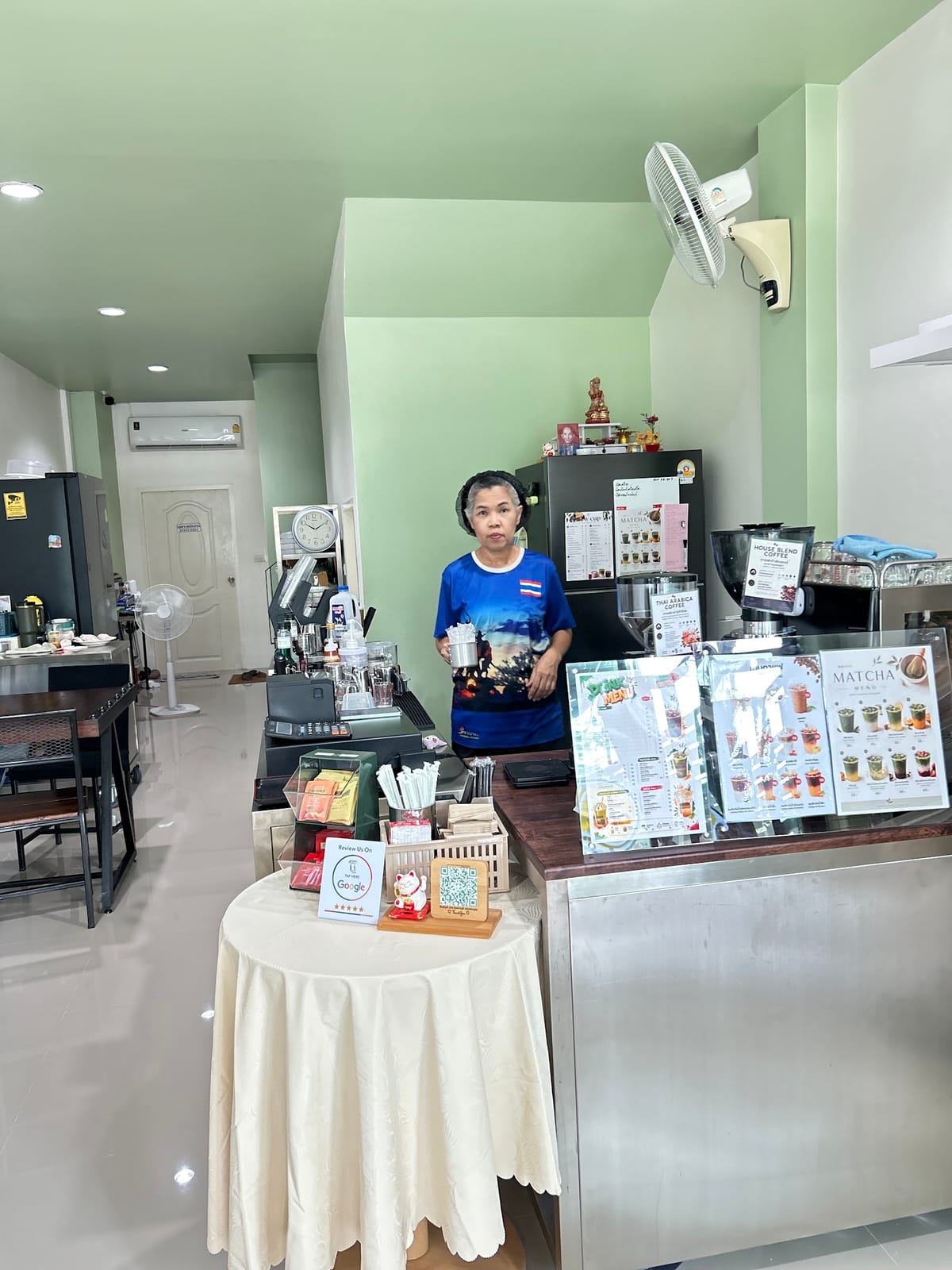 New Cup Coffee shop