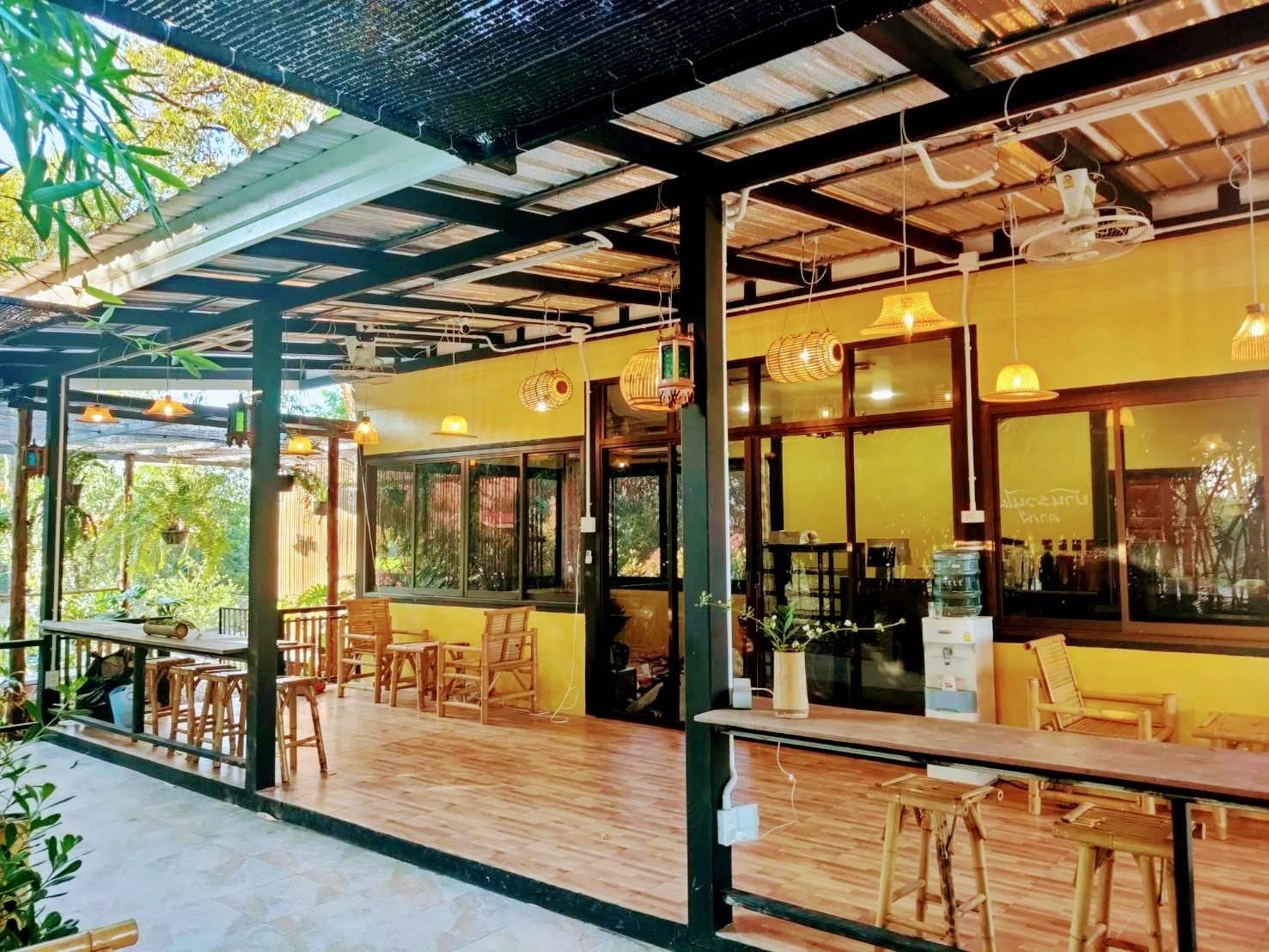 Baan Suan Phai Cafe