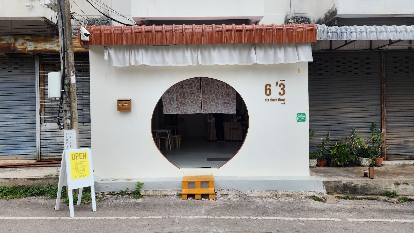 6slash3 cafe