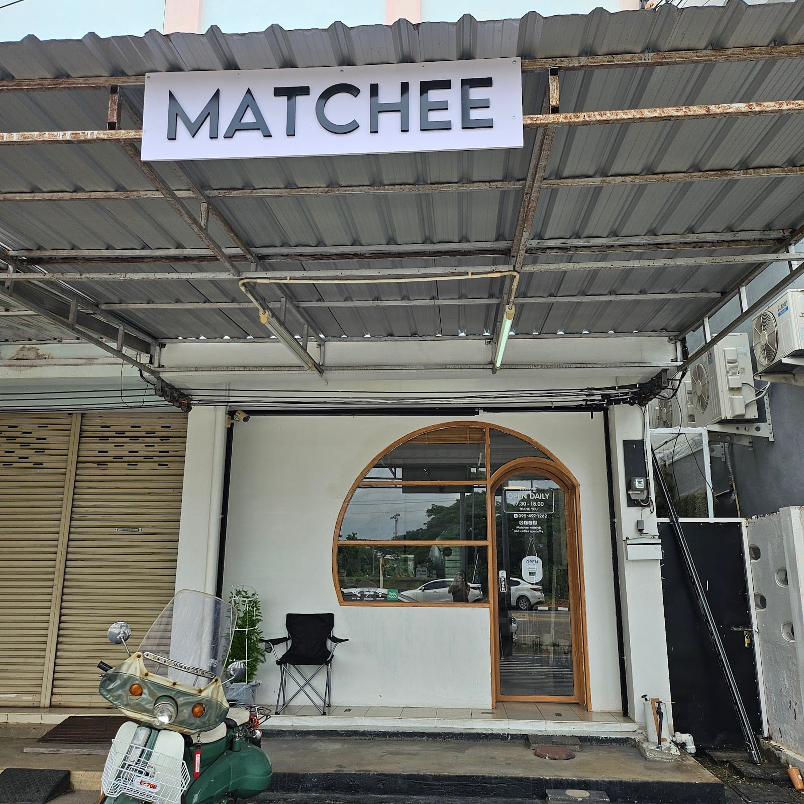 Matchee matcha and coffee specialty