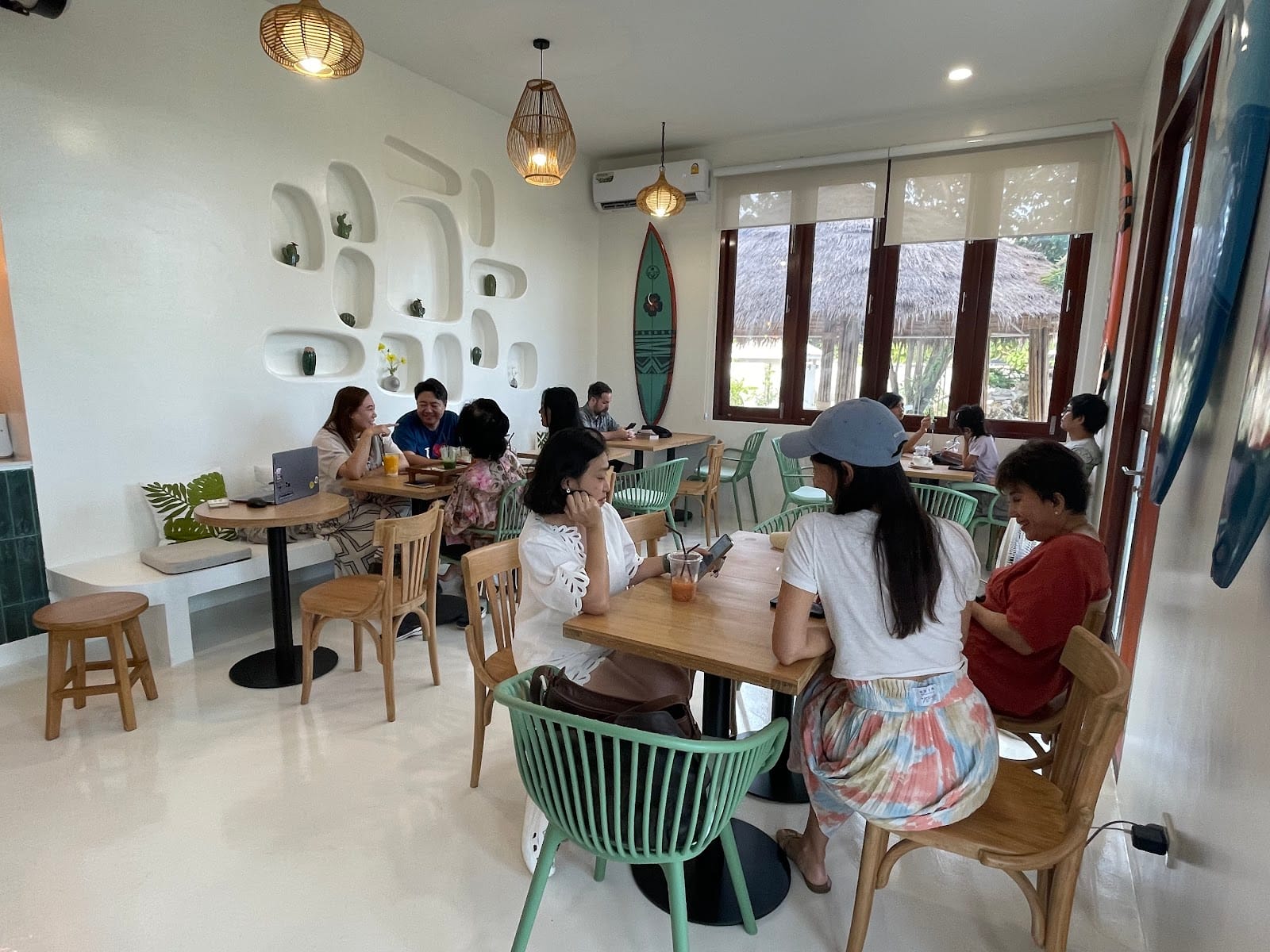 Lazy Coco Cafe