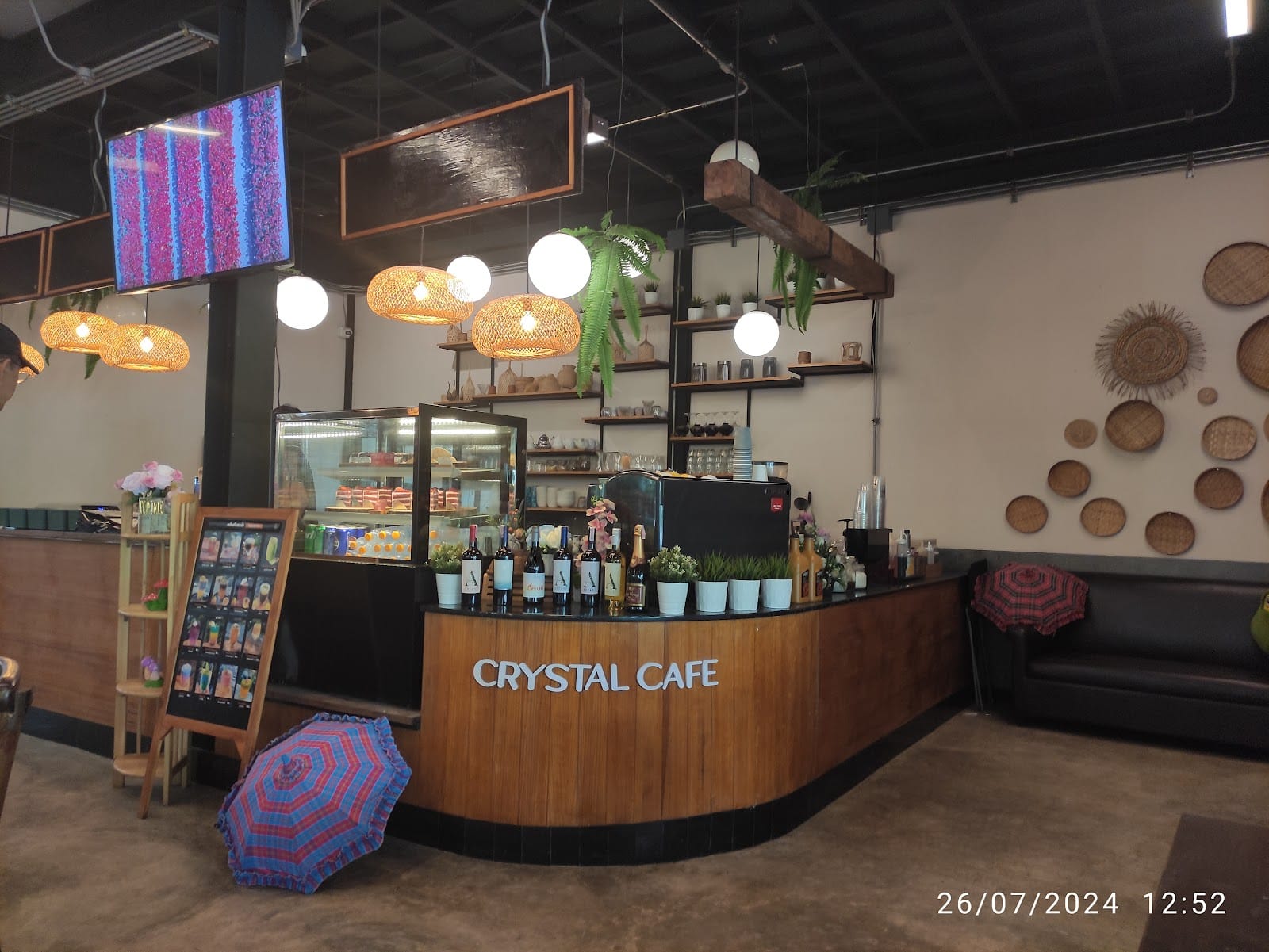 Crystal Cafe