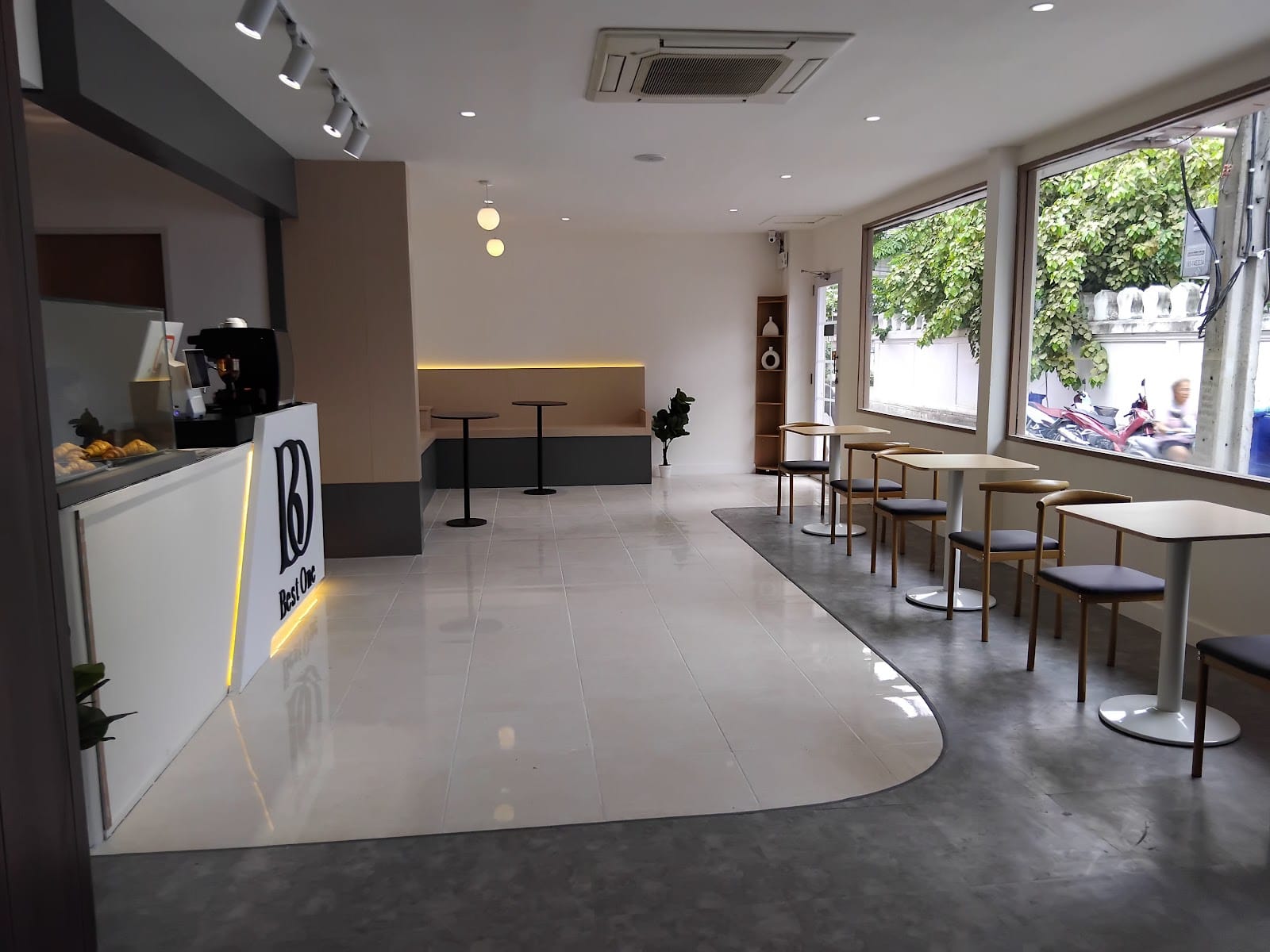 Best One Cafe