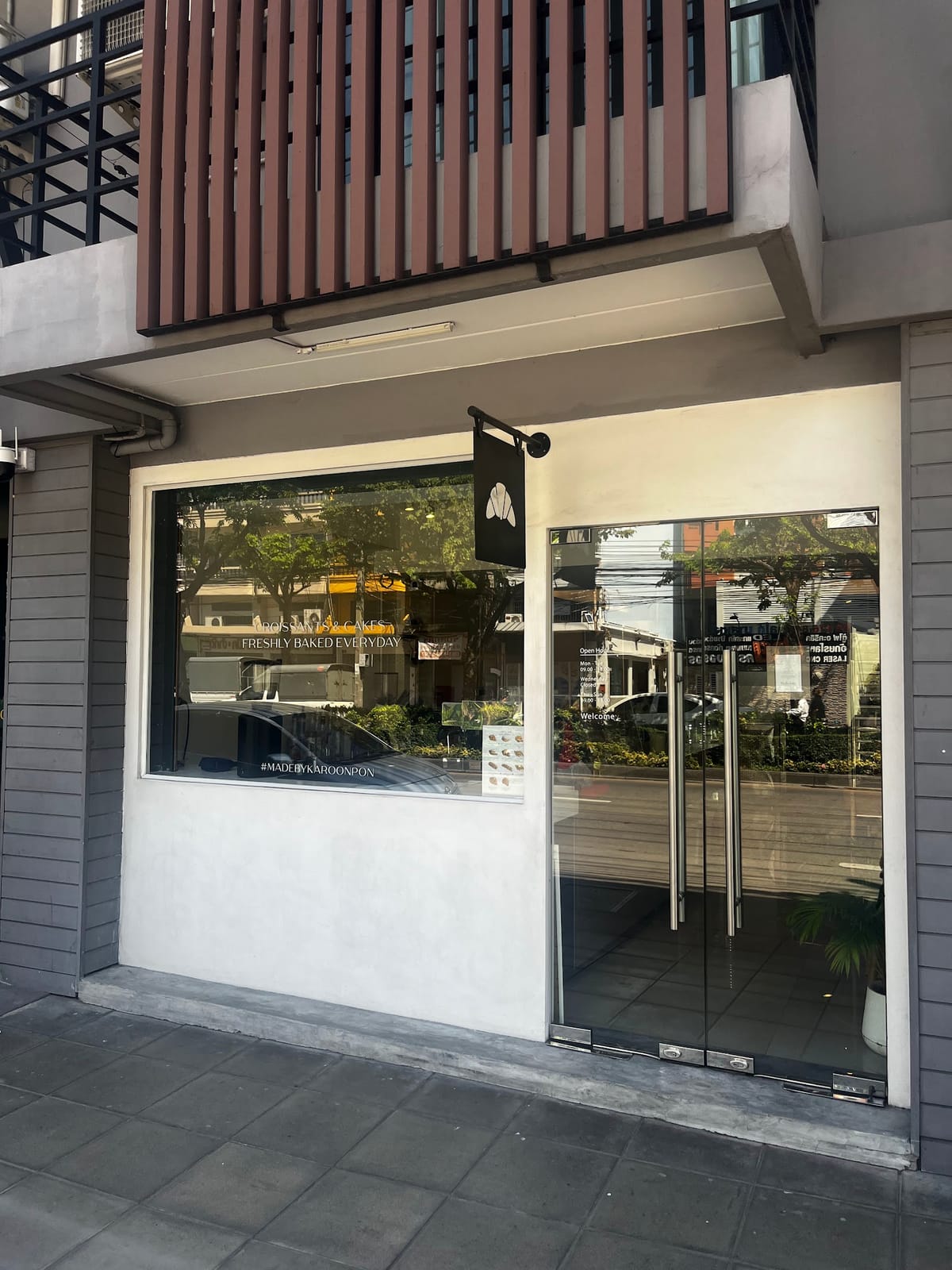 On a cloud (Charoen Nakhon)