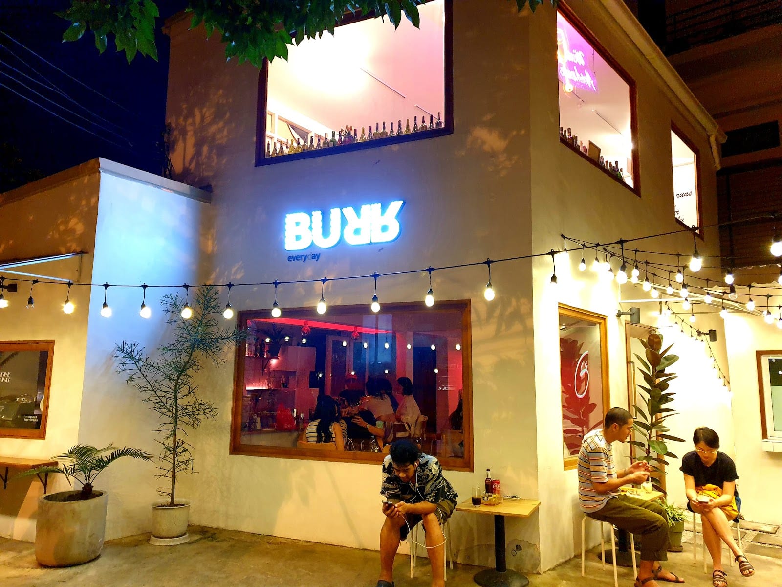 BURR Bar Toast and Coffee
