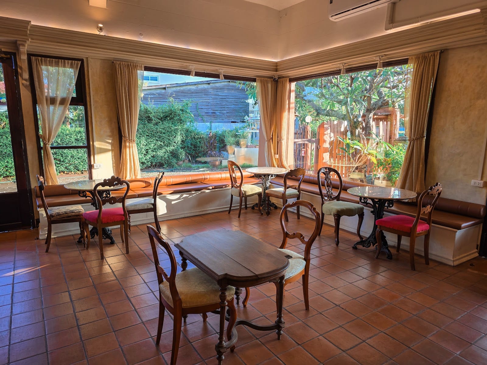 Cafe Craft