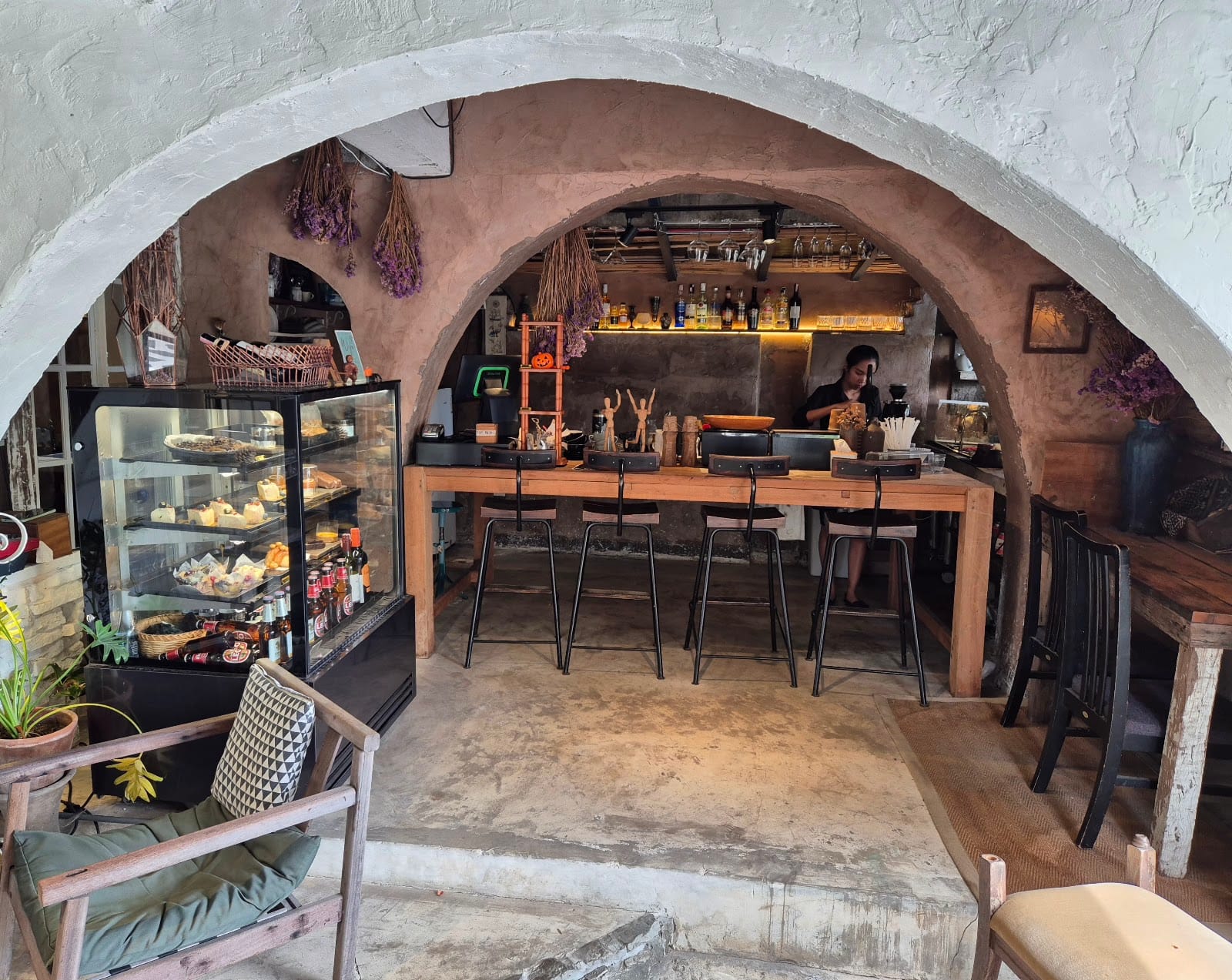 Ealit cafe bar and restaurant.