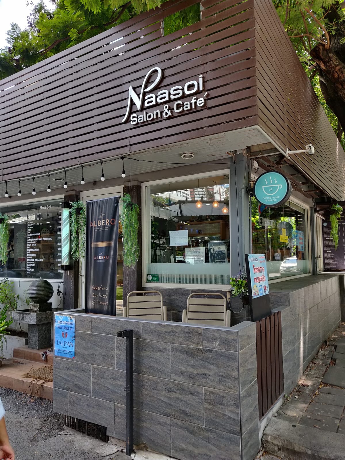 Coffee House @Naa Soi
