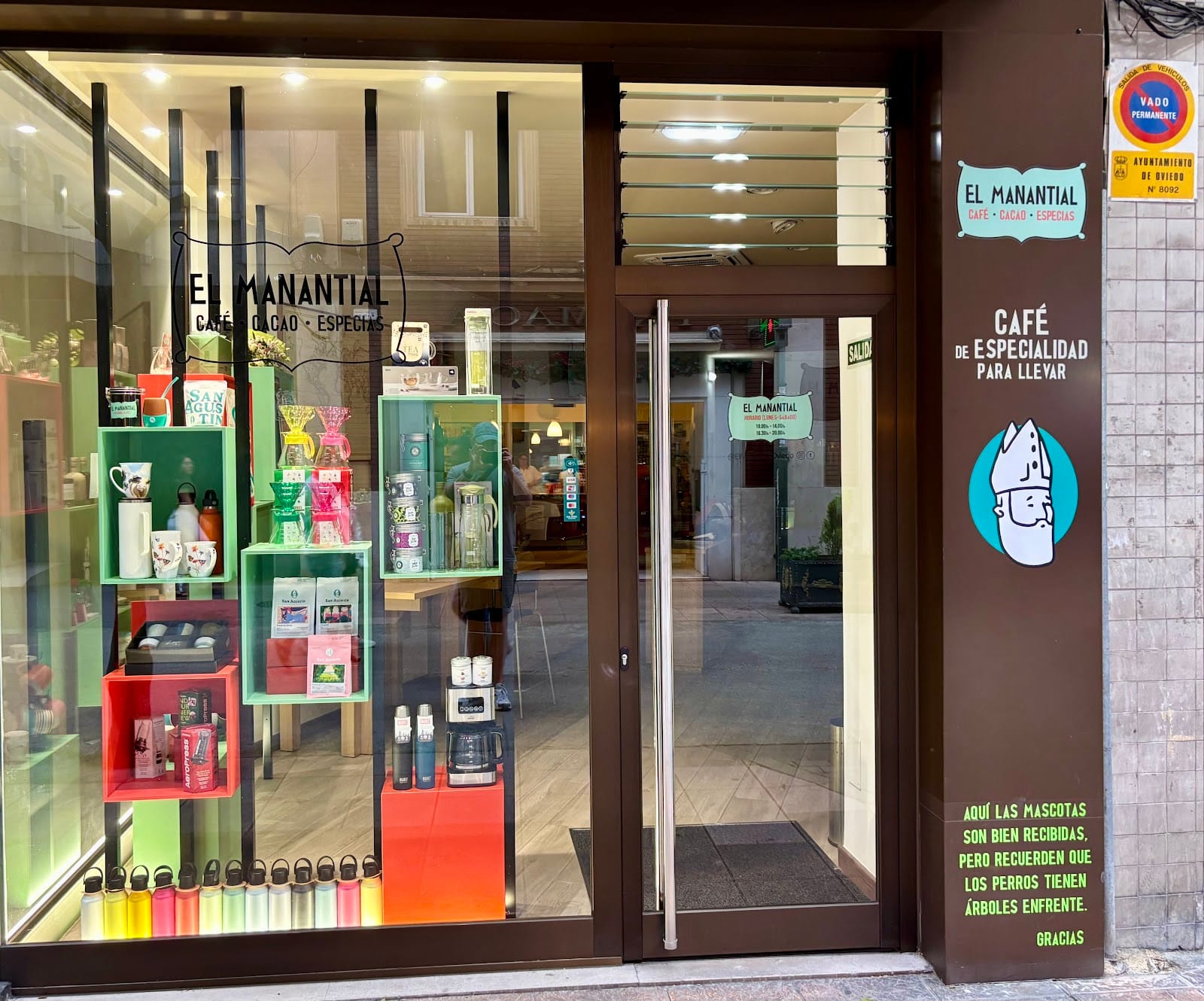 El Manantial Café • Cacao • Especias