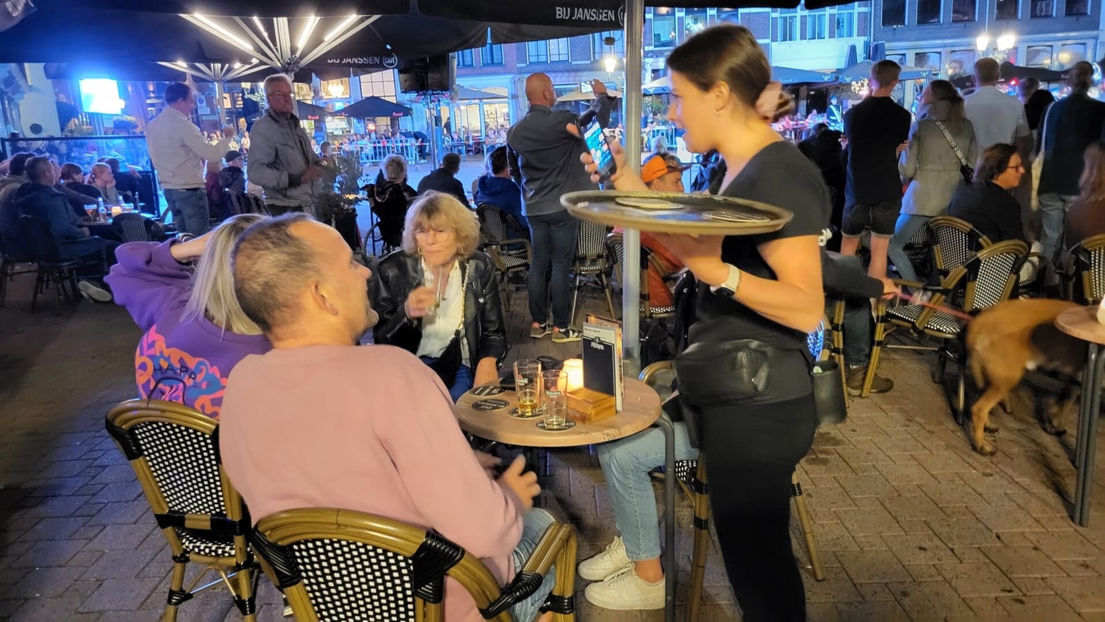Bij Janssen Café photo 7