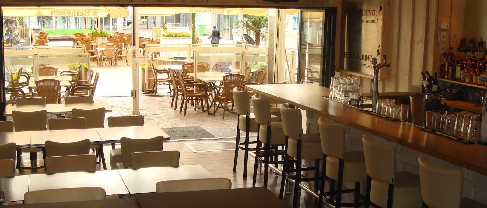 Eetcafé 100% Zuidoost