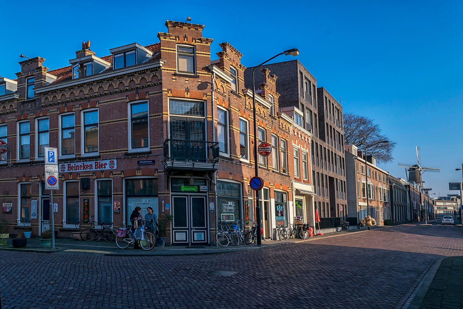 café de Vrijheid photo 2
