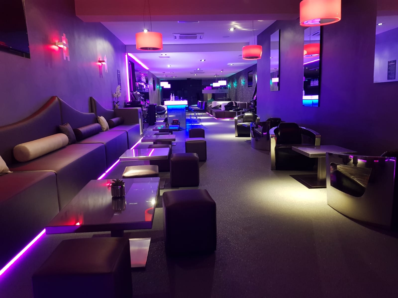 Luxx Bar & Cafe photo 3