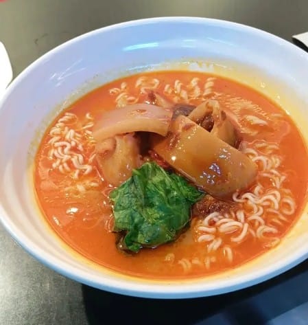 Win Win Cafe photo 4