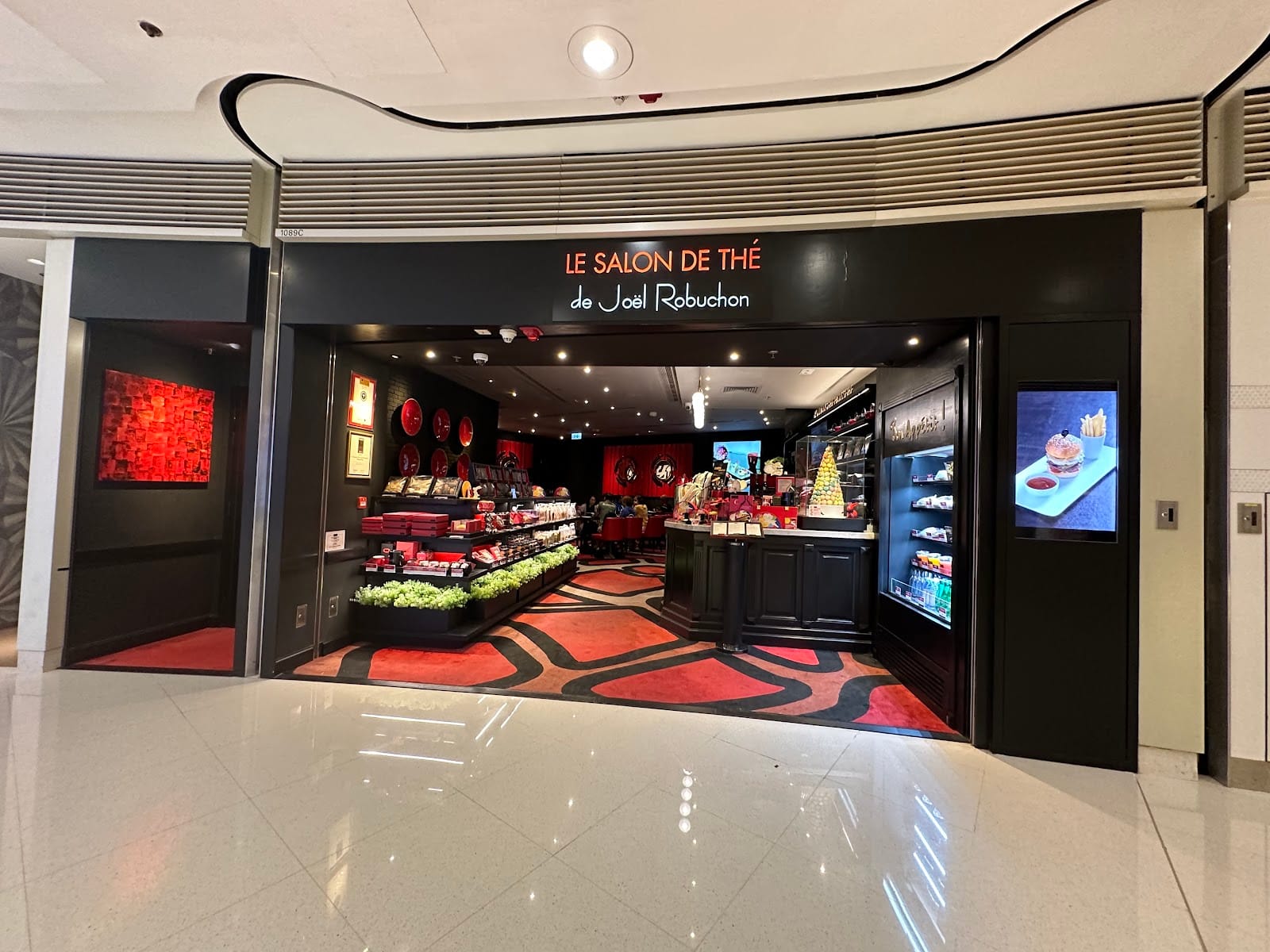 Le Salon de Thé de Joël Robuchon Elements
