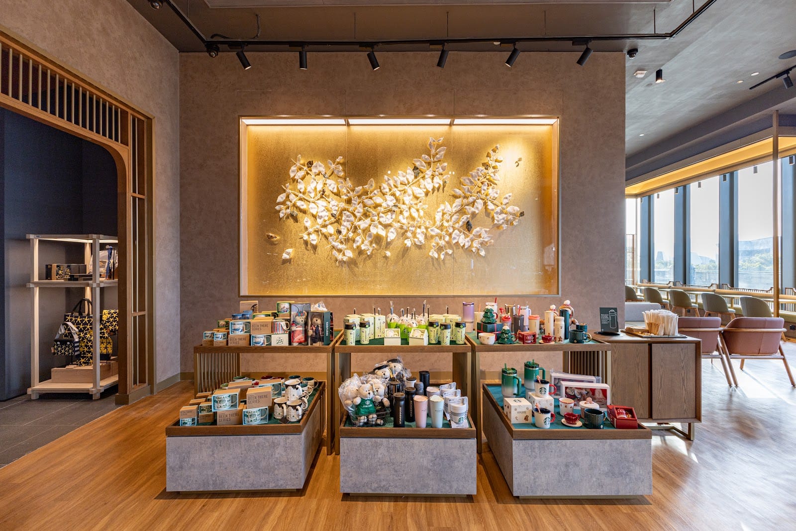 Starbucks - Hong Kong Palace Museum