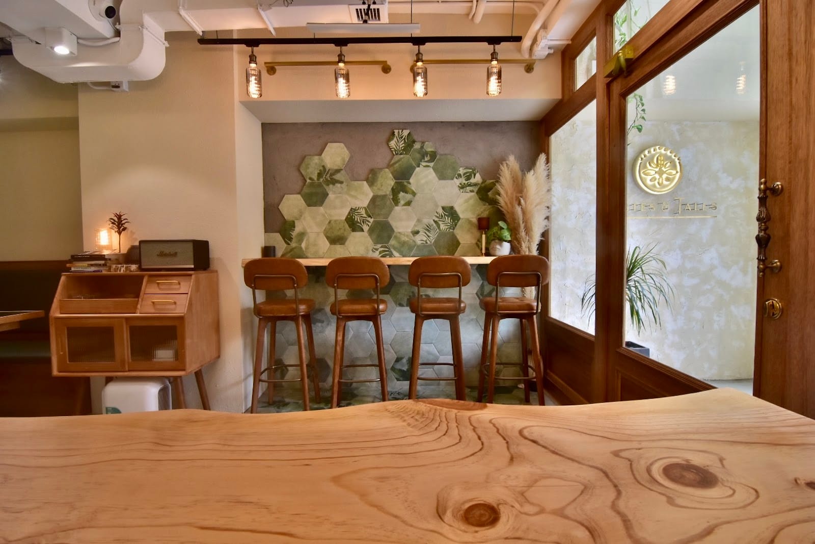 Tastes and Tales, Art Coffee Delights