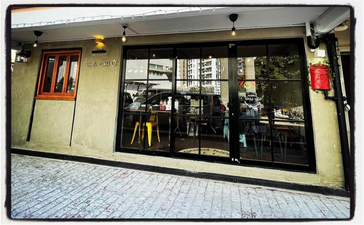 Smile Cafe