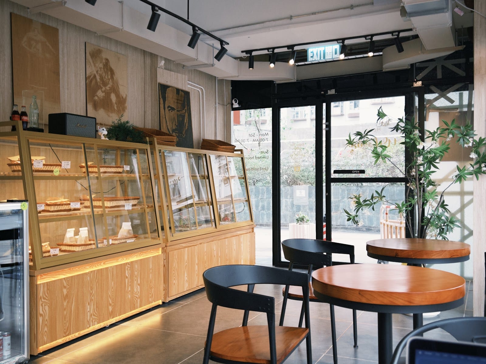Nekoka Café