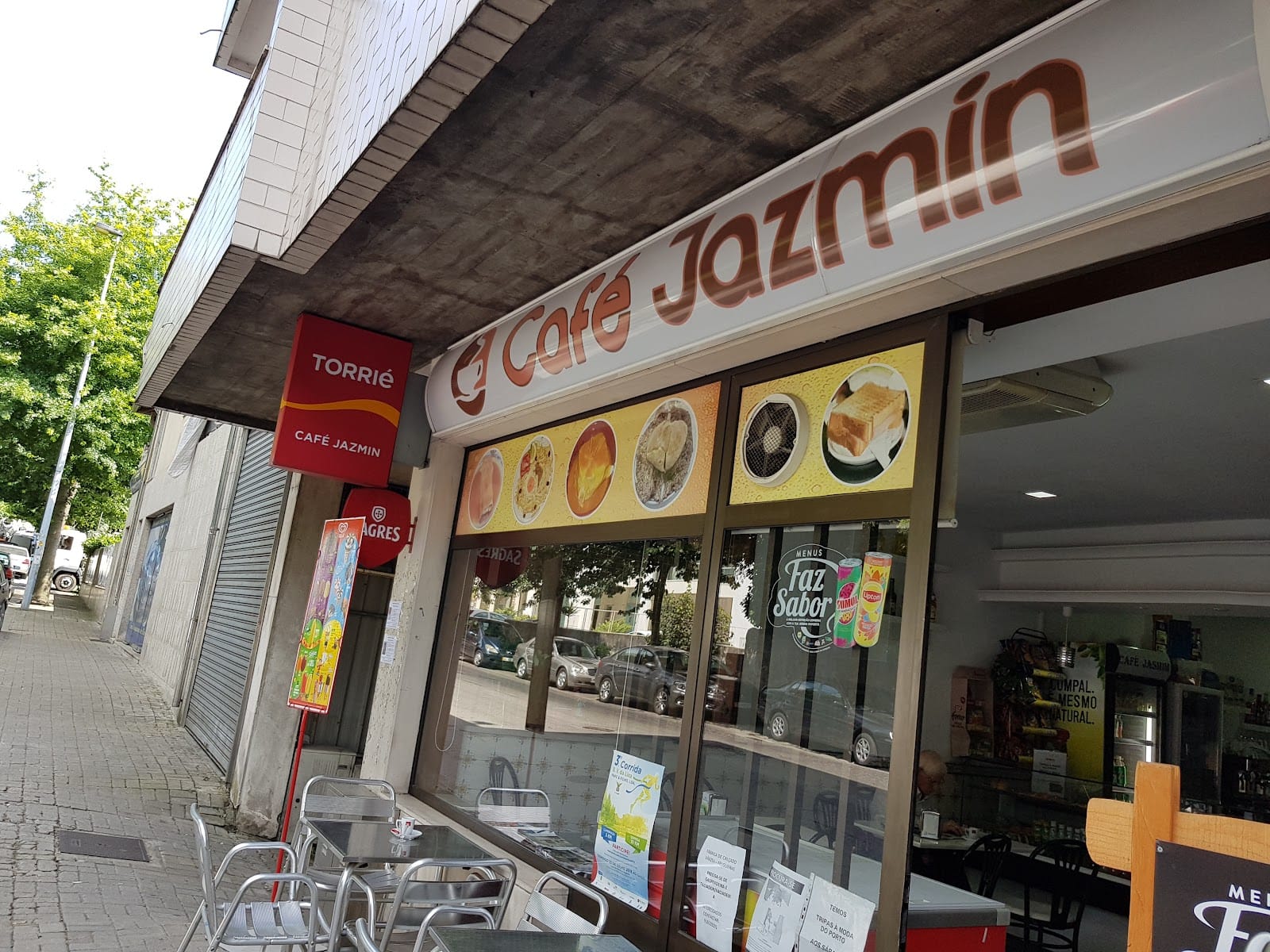 Café Jazmin