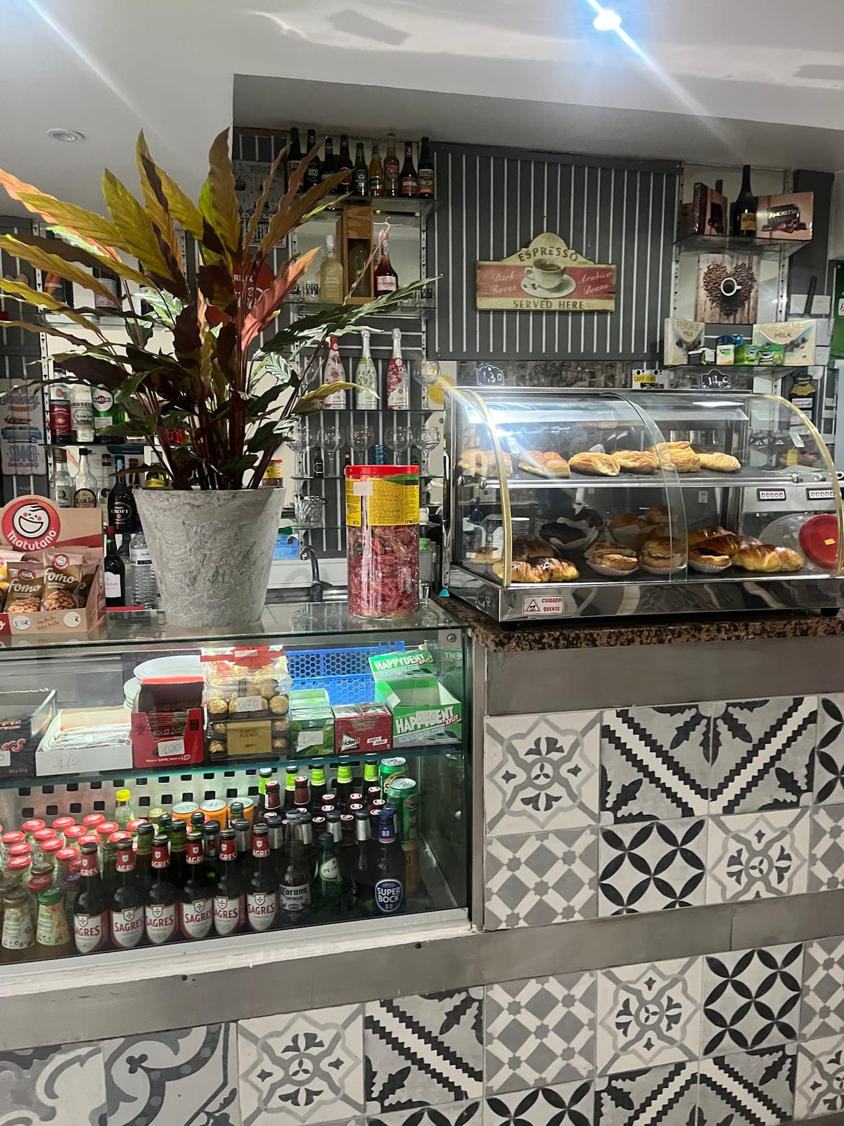 Iris café