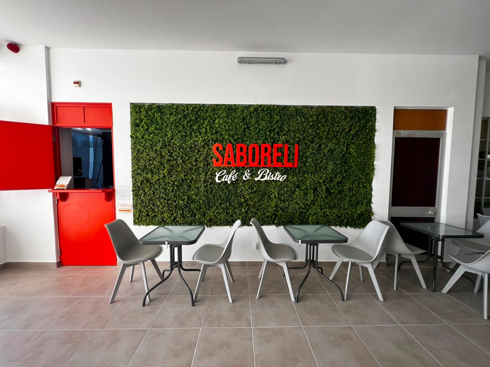 Saboreli Café & Bistrô