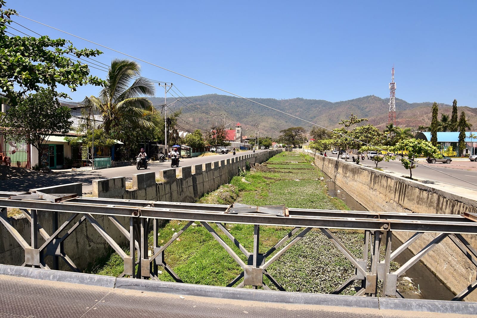Aileucoffeeshop dili photo 3