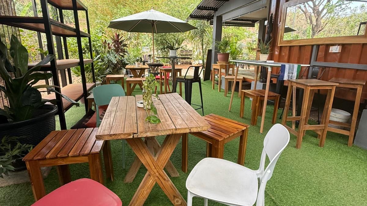Loxi Coffee and Juices