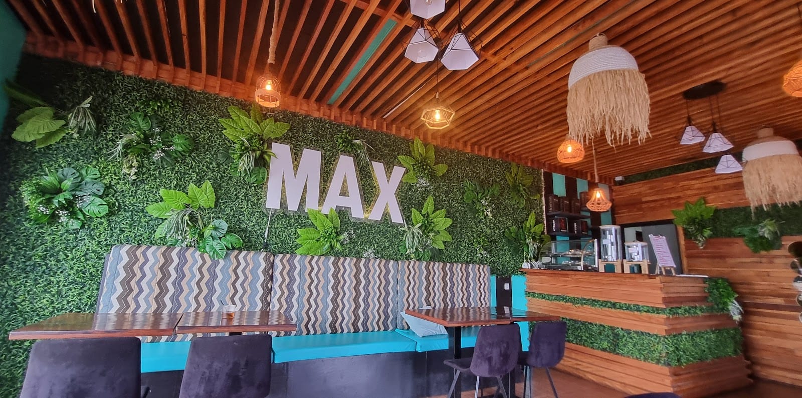 MAX