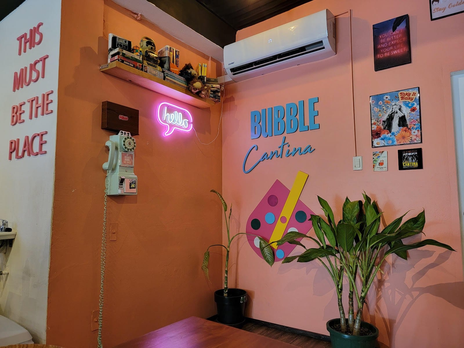 Bubble Cantina