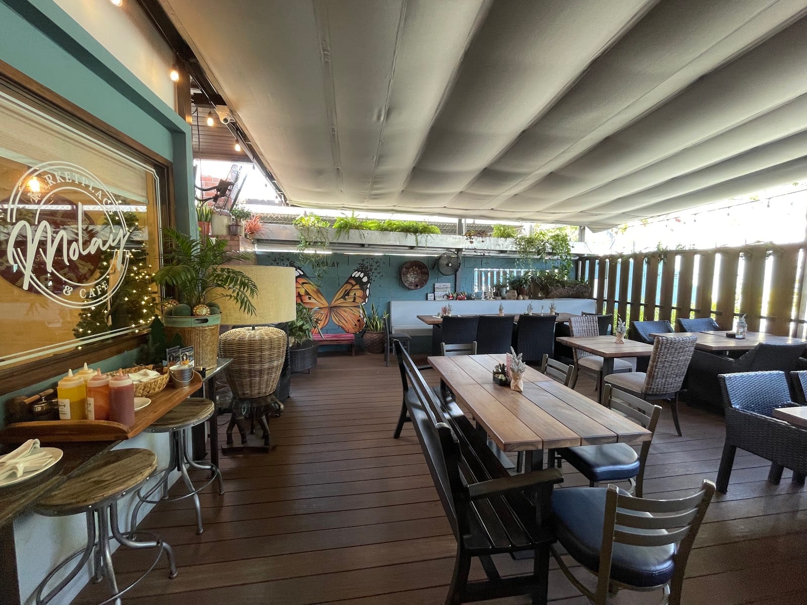 Molay Marketplace & Cafe