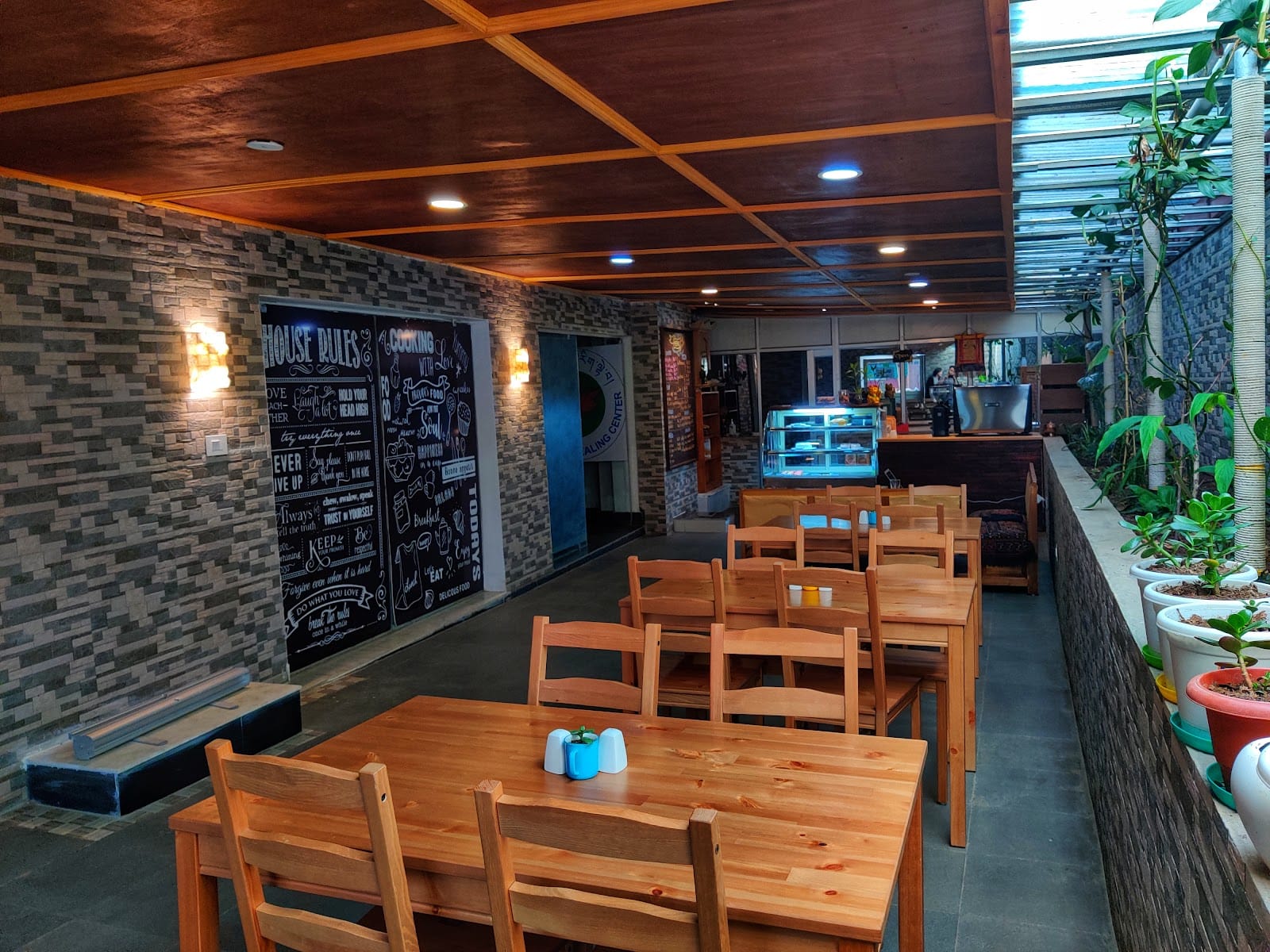 N E S T Cafe