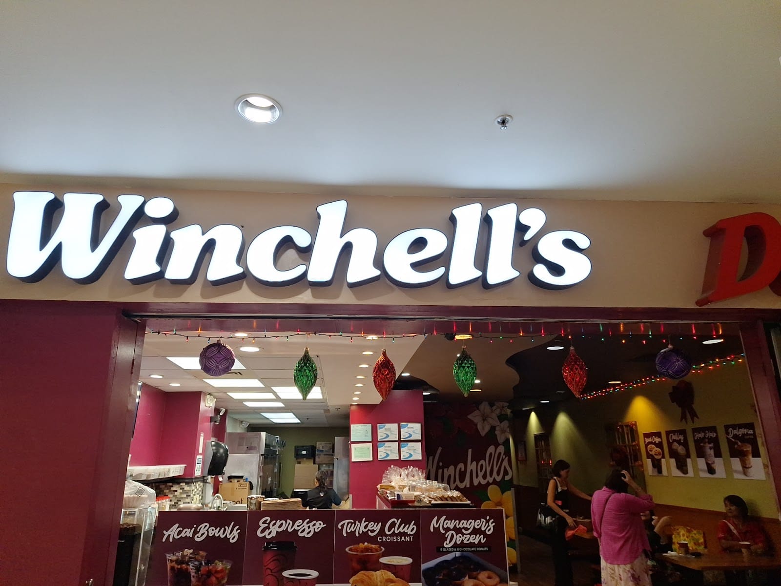 Winchell's Micronesia Mall