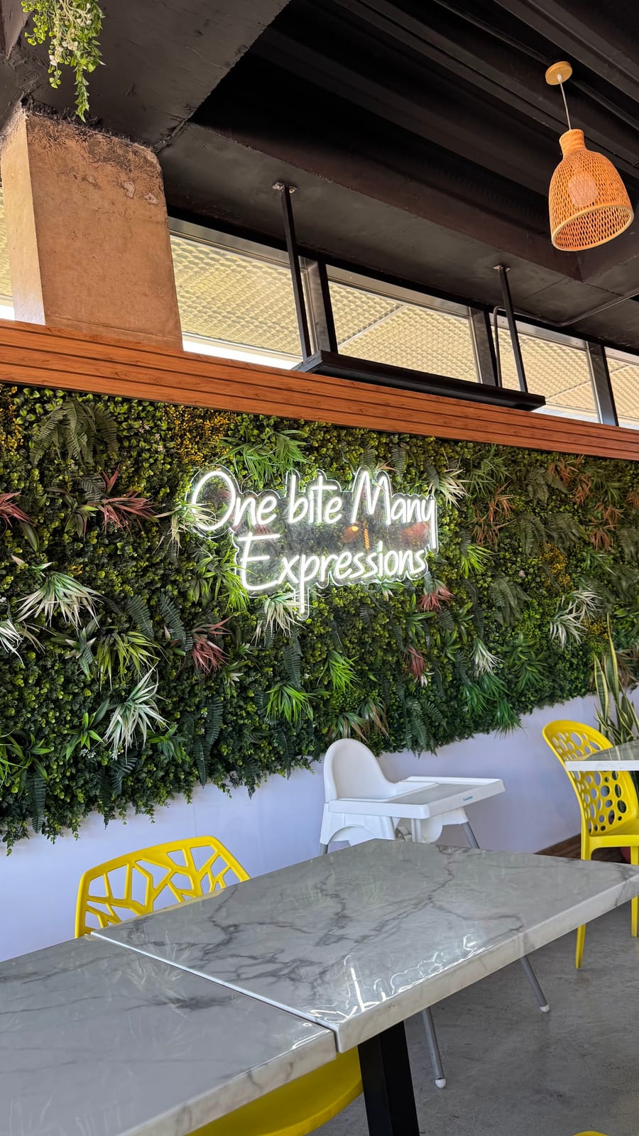 Bubee Drinks Cafe