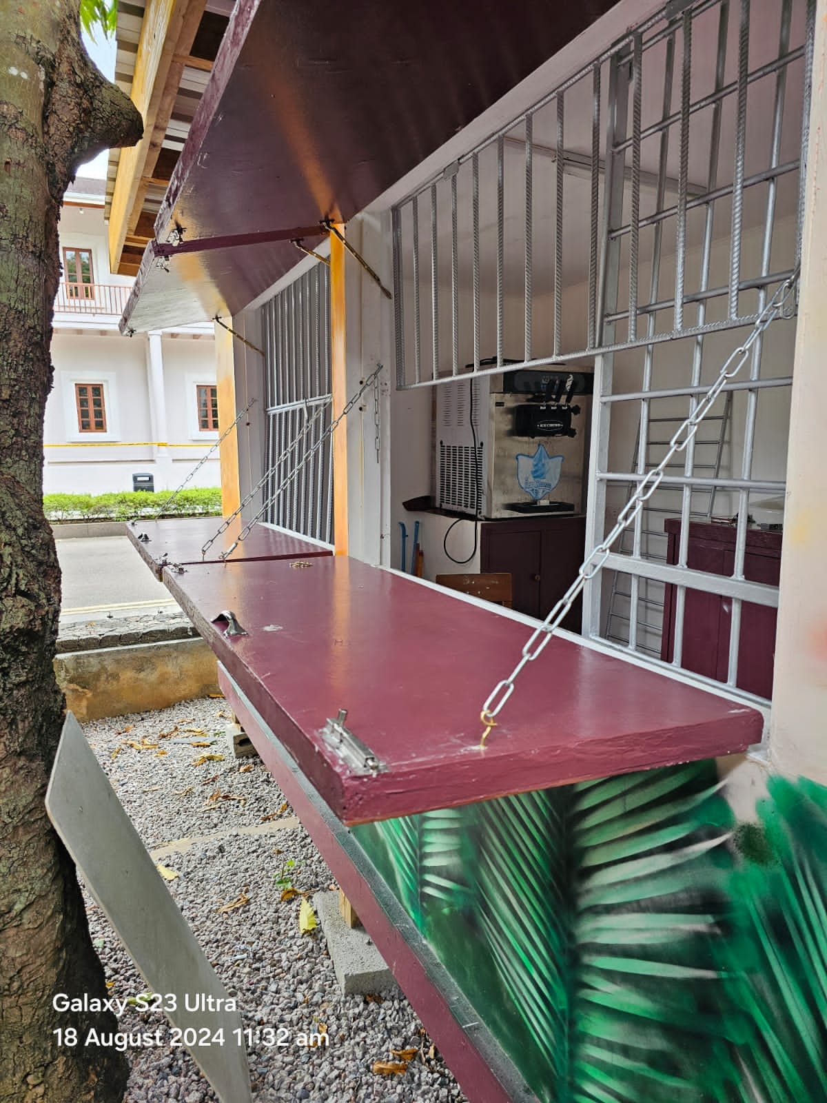 CAFE tropical