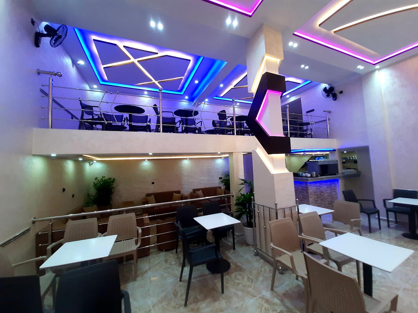 café Hilton